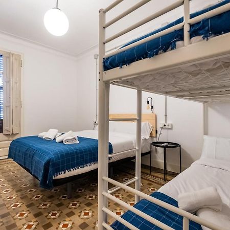 B42 - Modernist Apartment For Large Groups In Eixample برشلونة المظهر الخارجي الصورة